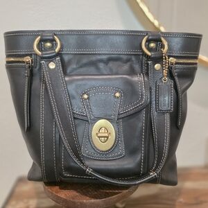 Coach Vintage GIGI Legacy Large Tote Shopper Handbag